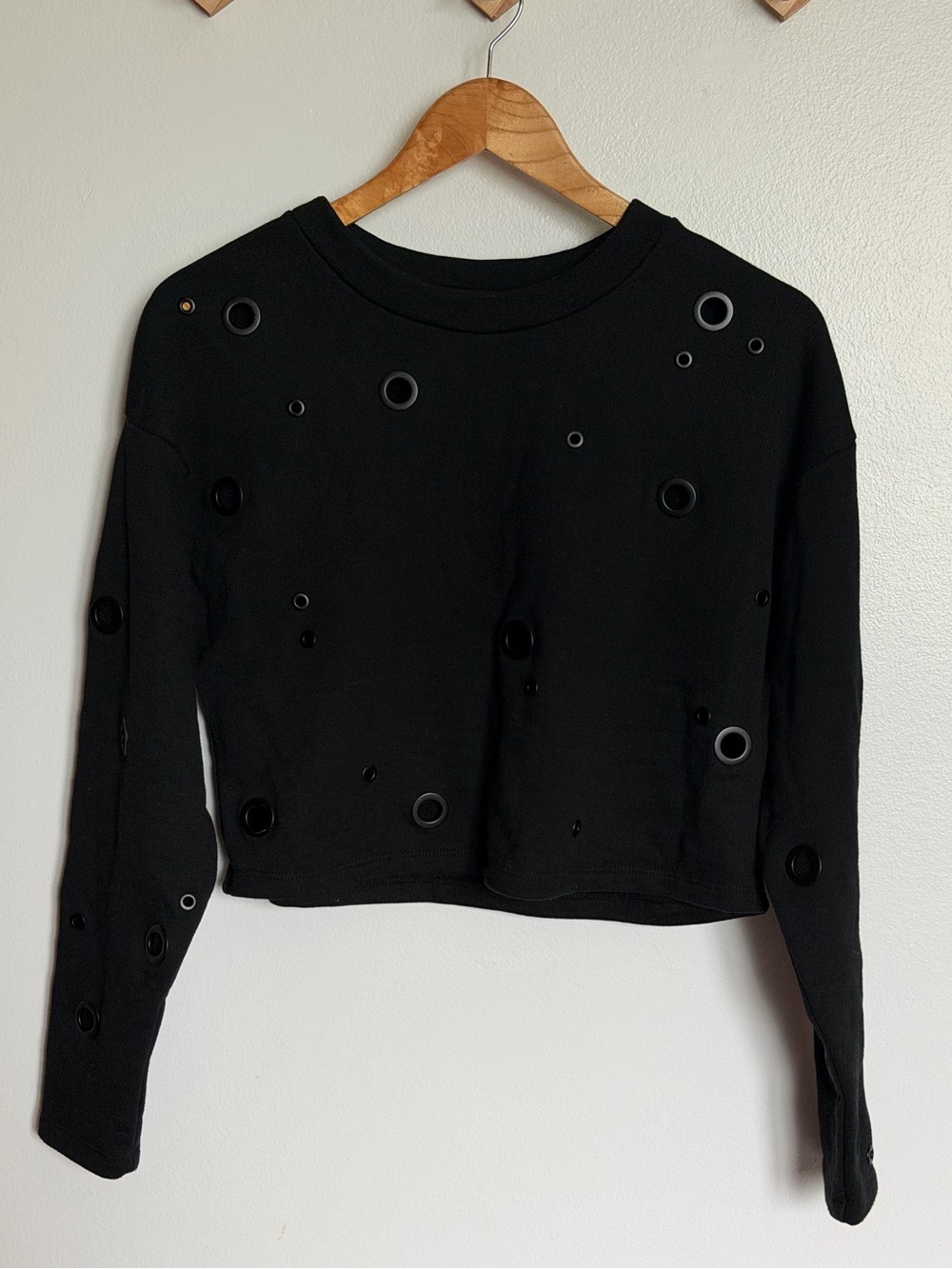 Alo Yoga Cadence Grommet Cropped Sweatshirt Size XS